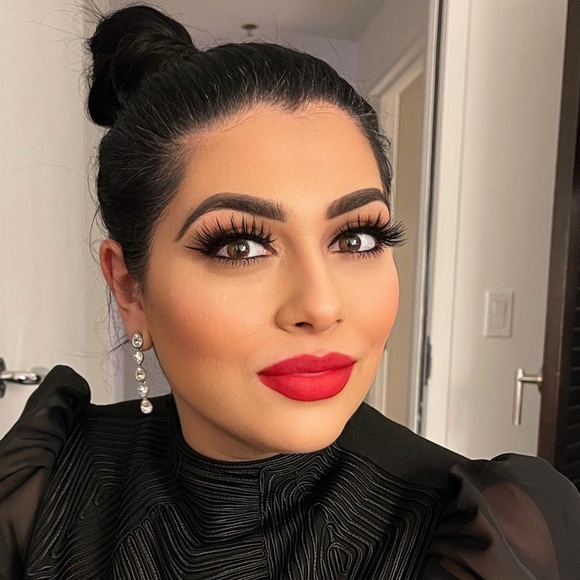 Live !!! The Original Beauty Consultant Show Notification ❤️❤️❤️❤️ - Picture 3 of 12